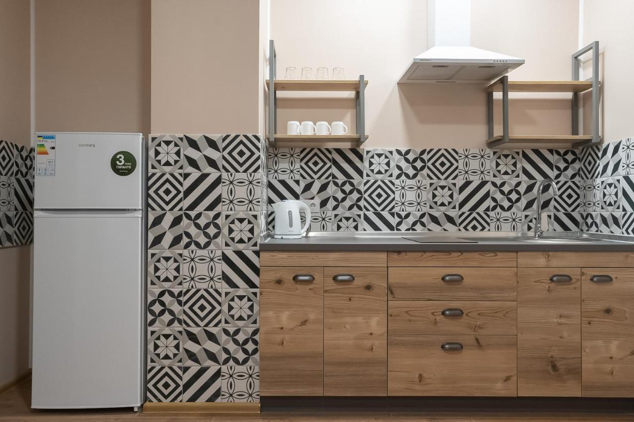 Hotel Pivdenniy Lwów Zewnętrze zdjęcie