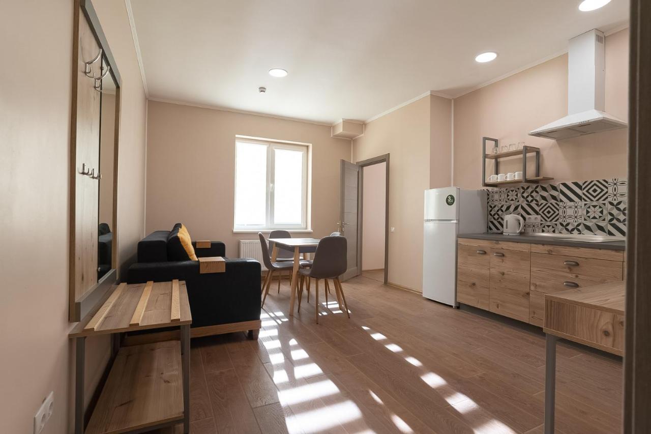 Hotel Pivdenniy Lwów Zewnętrze zdjęcie