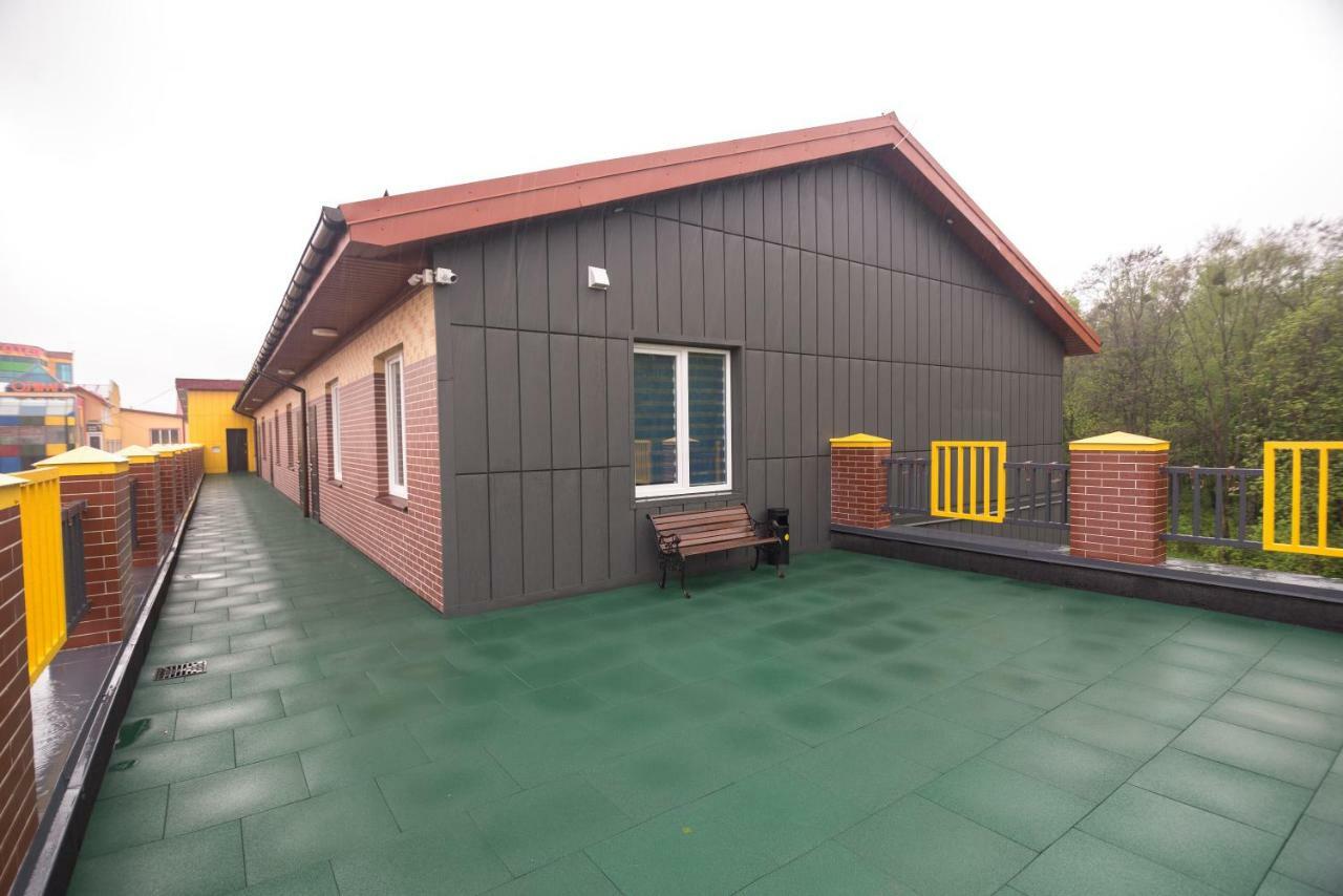 Hotel Pivdenniy Lwów Zewnętrze zdjęcie