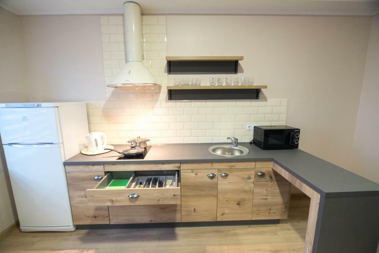 Hotel Pivdenniy Lwów Zewnętrze zdjęcie